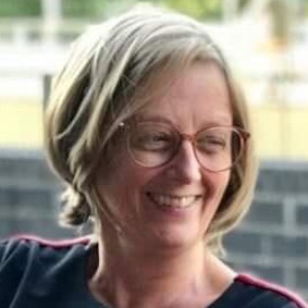 De Koorddanser, foto NANCY LOOTENS, BLAUWE/GELE KLAS